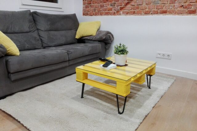 Calle Santa Cruz de Marcenado, 8 – 2º planta